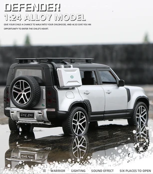 1/24 Land Rover Defender TEREPJÁRÓ Alufelni Autó Mód Diecasts & Játék Fém Off-road Járművek, Autó Modell, Szimuláció Gyűjtemény Gyerek Játék Ajándék